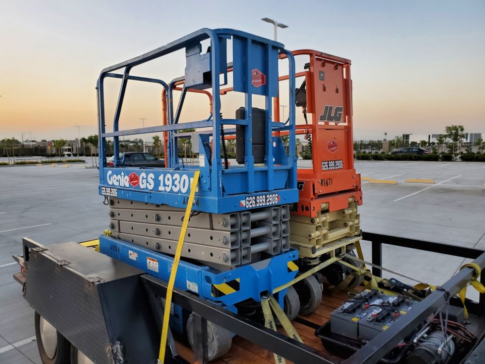 26ft Scissor Lift
